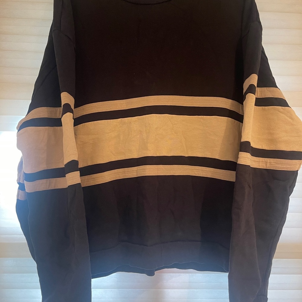 Diesel Men's Black and Cream Striped Sweatshirt